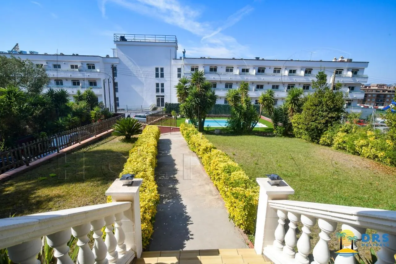 Villa Miraflores-Center And Beach Lloret de Mar Spain