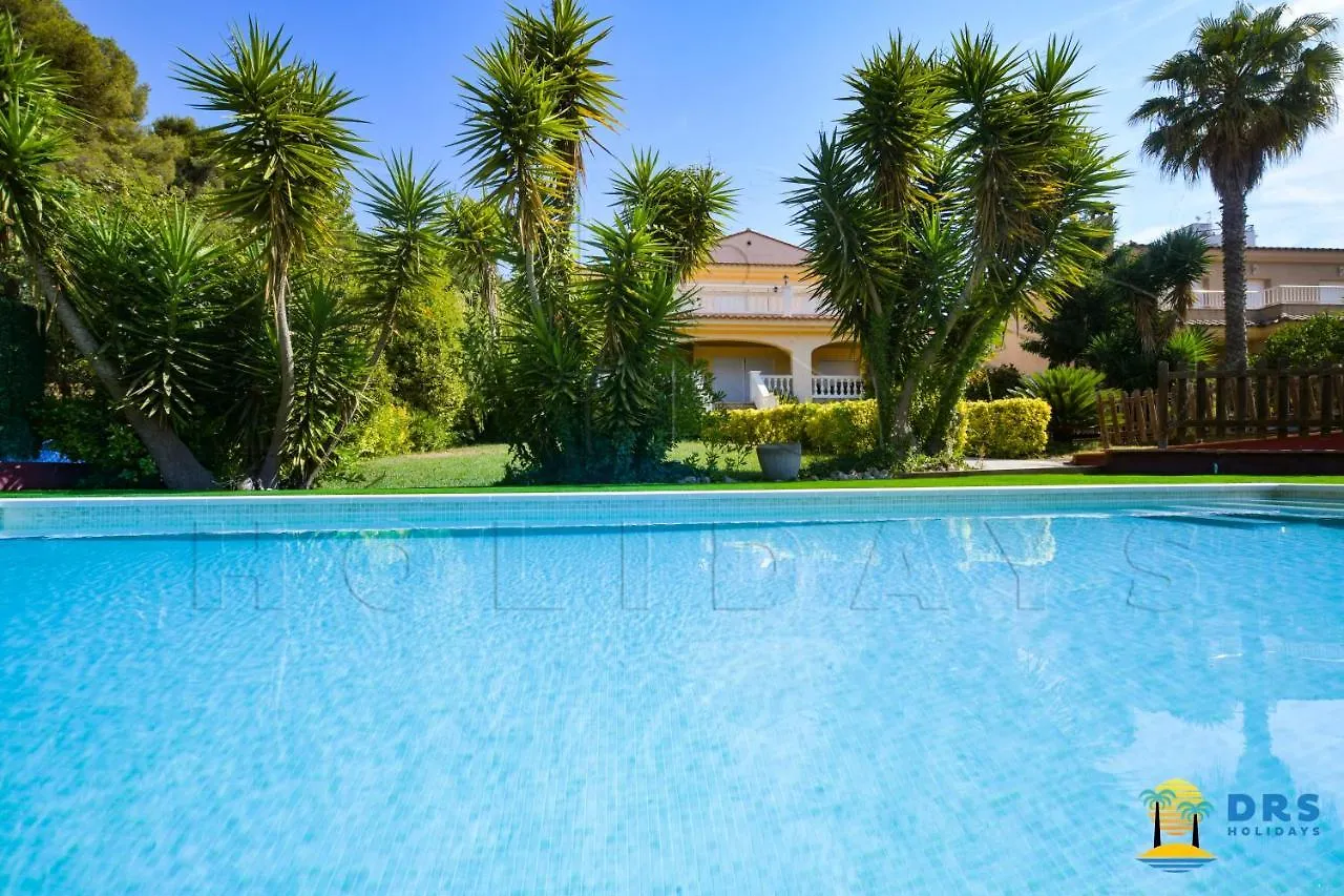 Villa Miraflores-Center And Beach Lloret de Mar